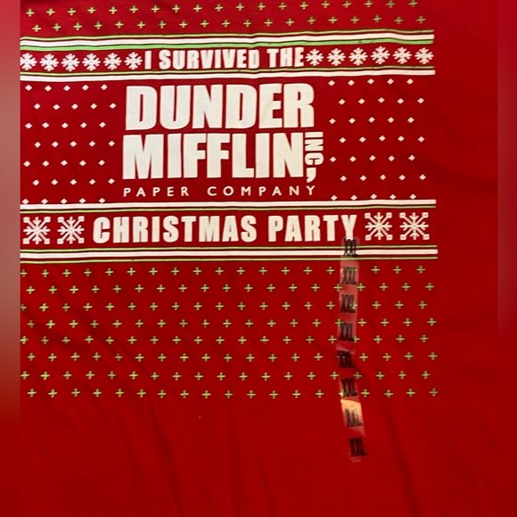 Nwt the office Christmas shirt - Picture 3 of 3